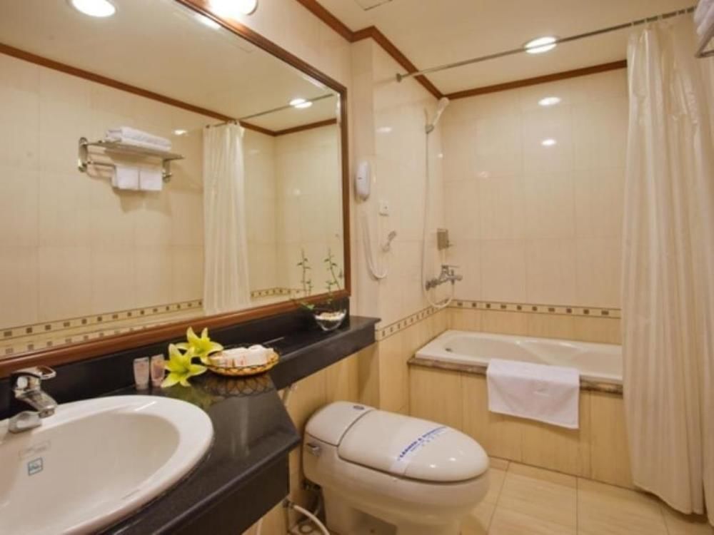 A25 Hotel - Bach Mai Hanoi Exteriör bild