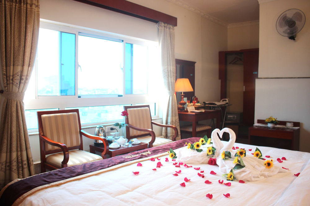 A25 Hotel - Bach Mai Hanoi Exteriör bild